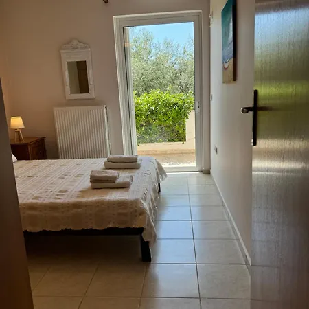 Olive, Just 50meters From The Beach Semesterbostad